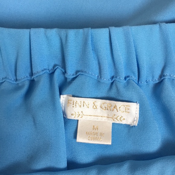 🌺SOLDFinn & Grace Top - Picture 3 of 4